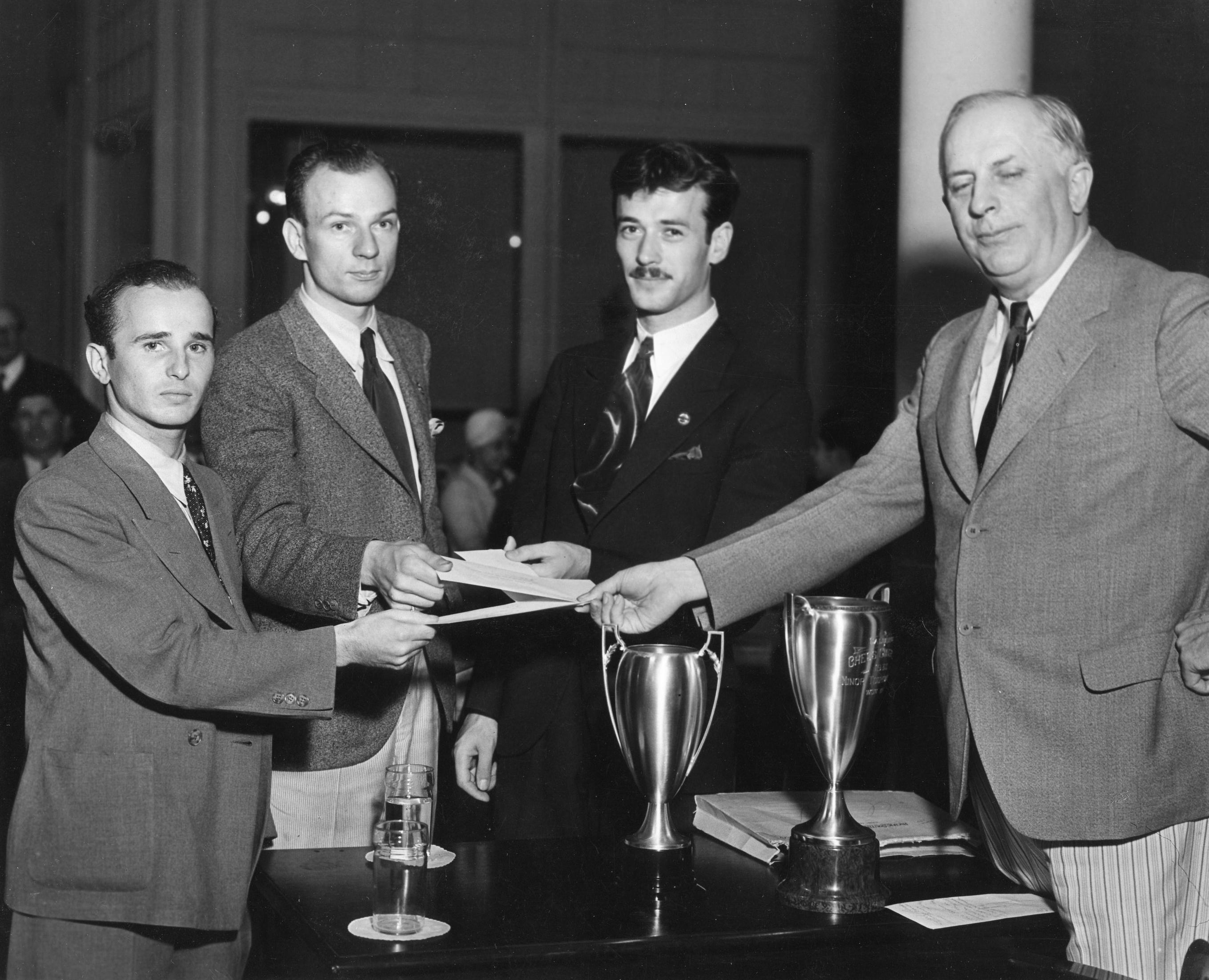 Prize awarding Pasadena 1932.