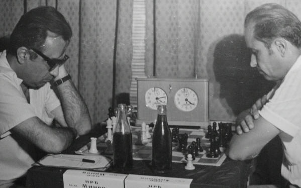 vs Aontonov, Pernik 1978